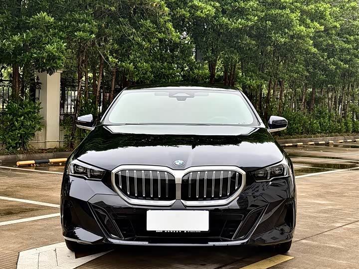 BMW 5 Series 525Li M спортпакет — фото 3