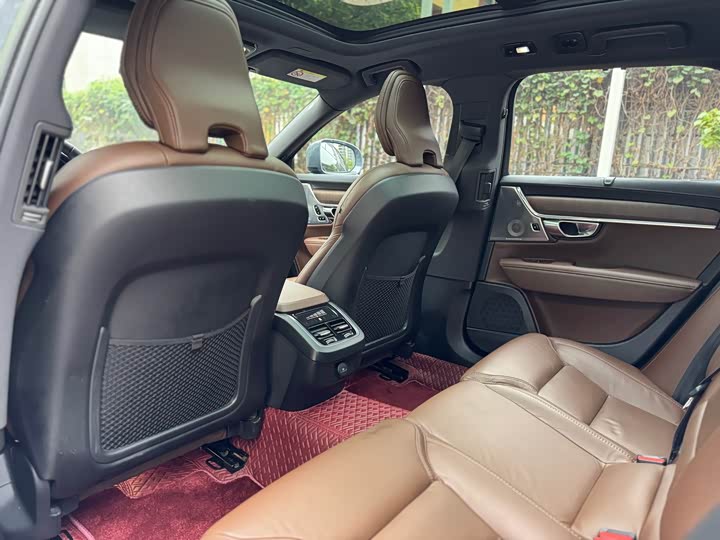 Volvo V90 2023 Cross Country B 5 AWD — фото 15