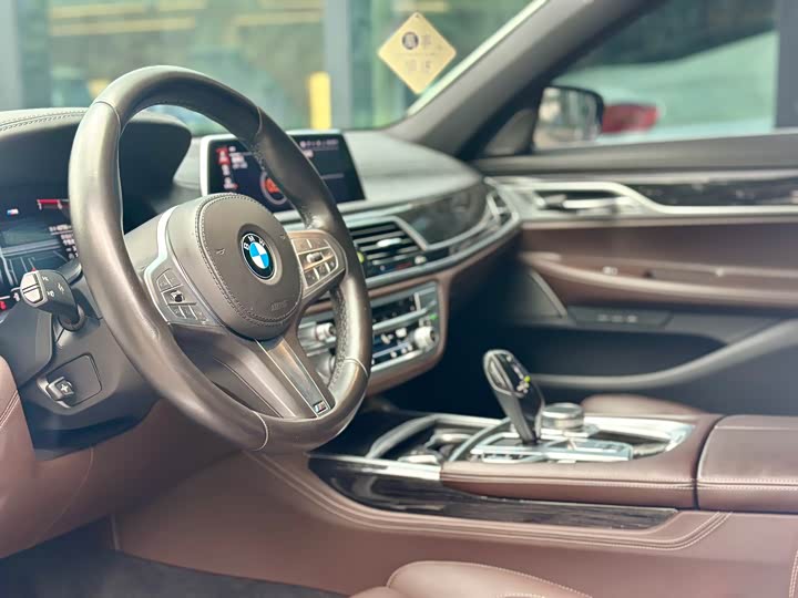 BMW 7-Series 2019 730 Li M — фото 5