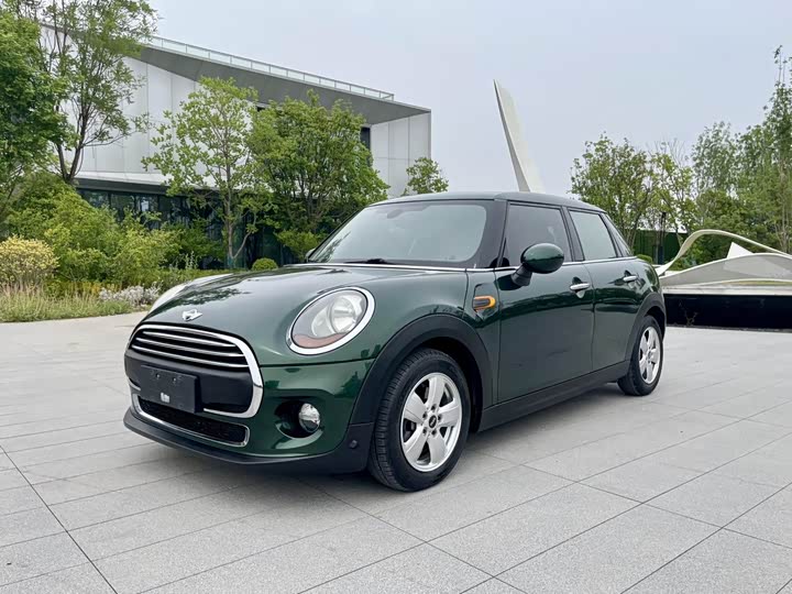 MINI Hatch — фото 1