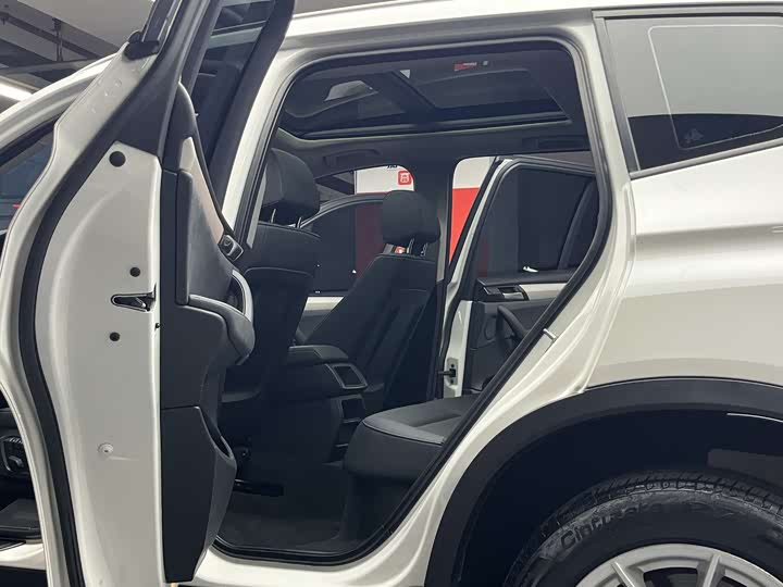 BMW X3 2016 s Drive 20i — фото 12