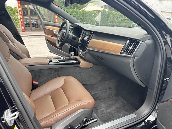 Volvo S90 Hybrid 2024 Hybrid 4 WD — фото 10