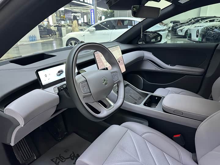 NIO ET5T 2025 75k Wh Touring — фото 5