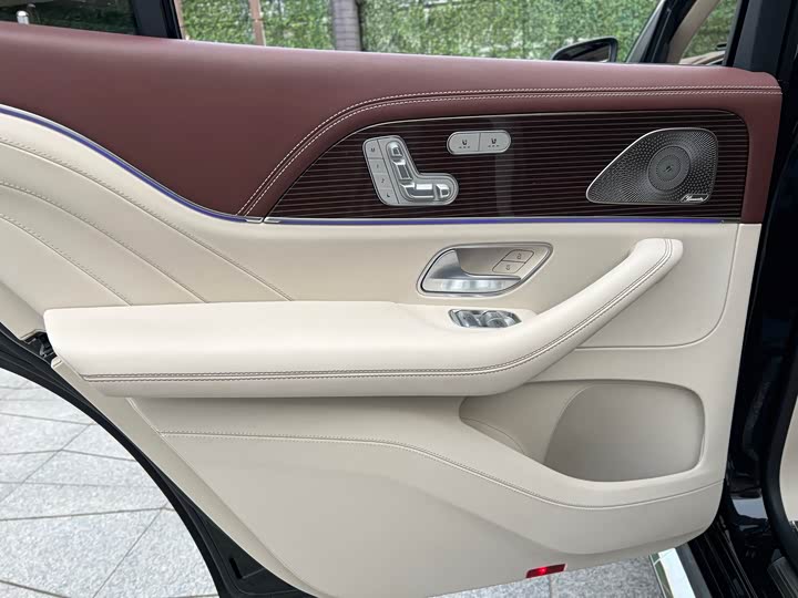 Maybach GLS 2021 GLS 480 4 MATIC — фото 17