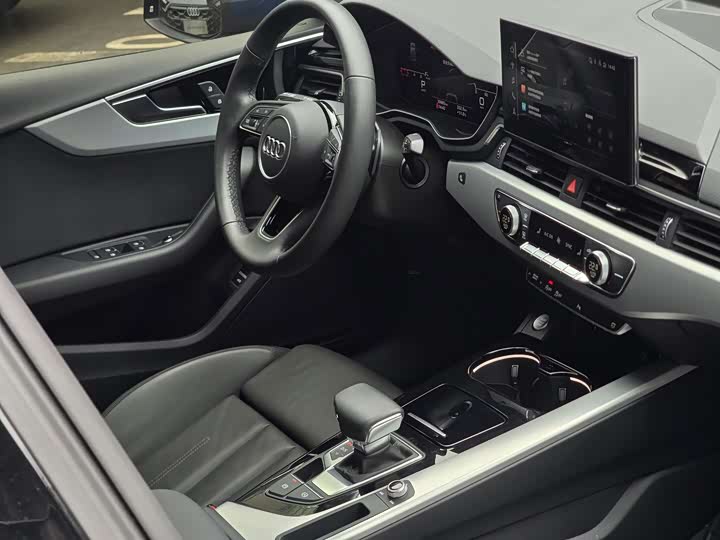 Audi A5 2023 Sportback 40 TFSI — фото 14