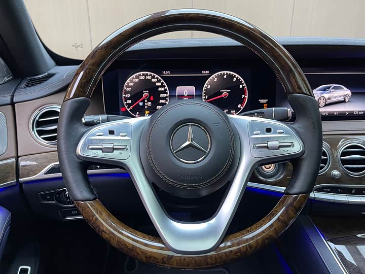 Mercedes-Benz S-Class 2018 S 320 L — фото 9