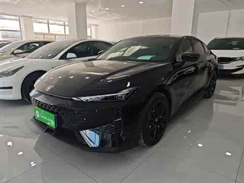 Changan UNI-V 2024 1.5 T Premium — фото 28