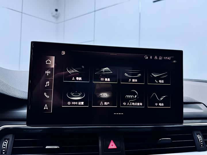 Audi A4L 2022 40 TFSI — фото 13