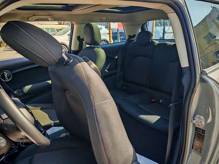 MINI Hatch — фото 10
