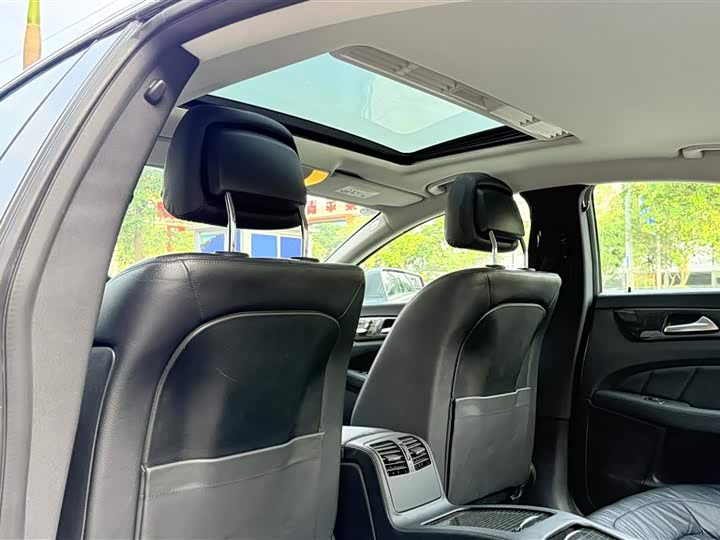Mercedes-Benz CLS 2015 CLS 320 — фото 12