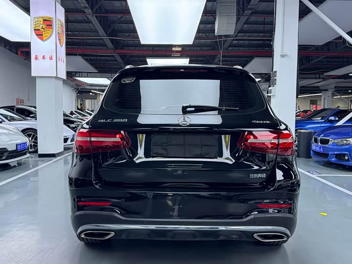 Mercedes-Benz GLC 2018 GLC 260 4 MATIC Luxury — фото 23