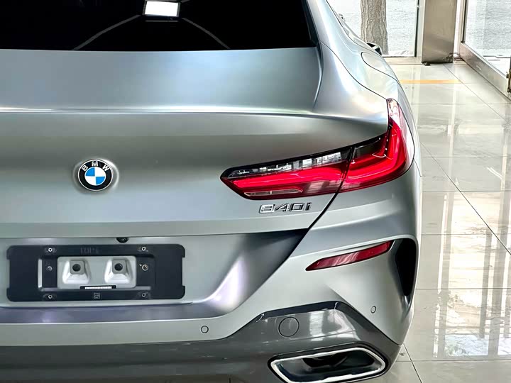 BMW 8-Series 2022 840i x Drive M — фото 9