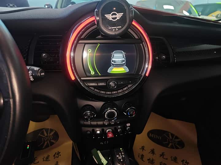 MINI Hatch — фото 13