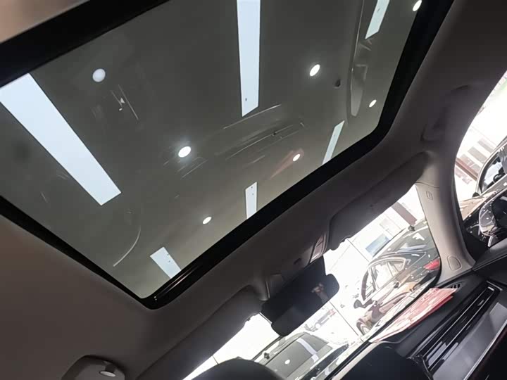 Hongqi HS5 2023 2.0 T 4 WD Pro — фото 18