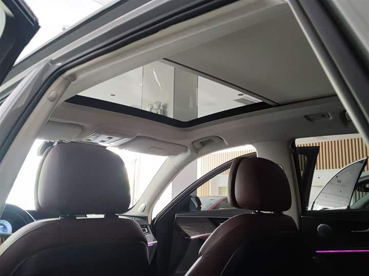 Hongqi HS5 2023 2.0 T 4 WD Pro — фото 14
