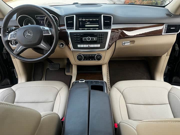 Mercedes-Benz M-Class 2015 ML 400 4 MATIC — фото 12