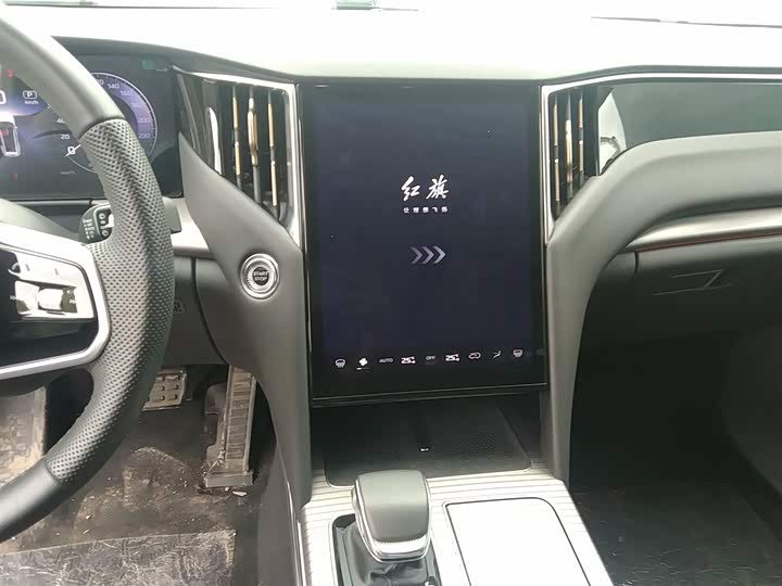 Hongqi HS7 PHEV 2024 2.0 T PHEV 4 WD 6 — фото 13