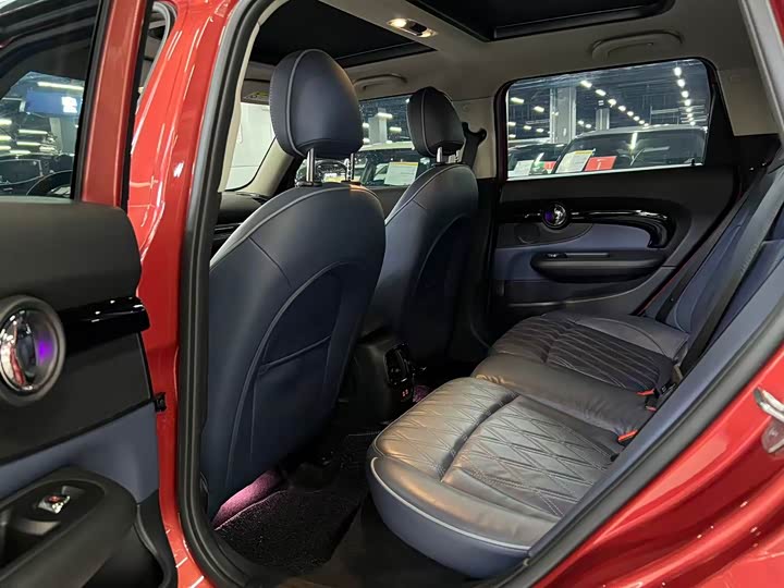 MINI Clubman — фото 10