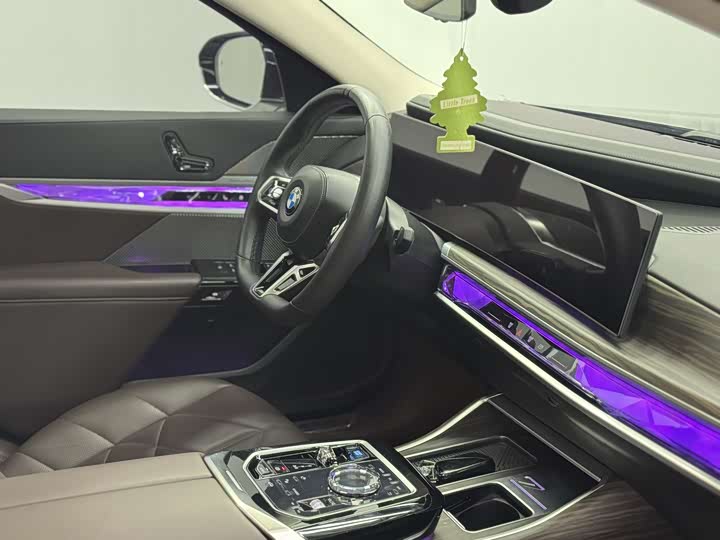 BMW i7 2023 e Drive 50 L M — фото 20