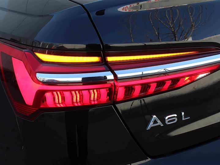 Audi A6L 2019 40 TFSI — фото 11