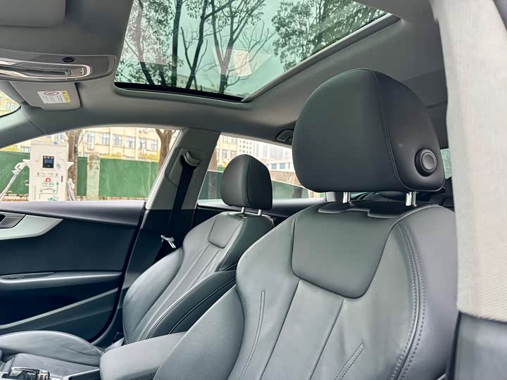 Audi A5 2021 Sportback 40 TFSI quattro — фото 9