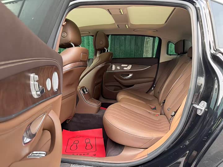 Mercedes-Benz E-Class 2021 E 300 L Luxury — фото 6