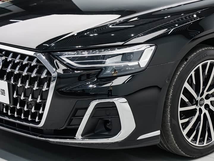 Audi A8 2024 A 8 L 55 TFSI quattro Flagship — фото 8