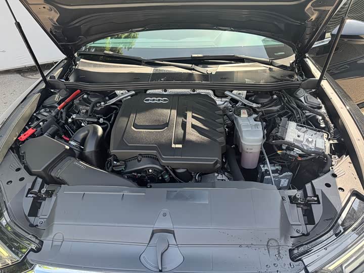 Audi A6L 2023 45 TFSI — фото 17