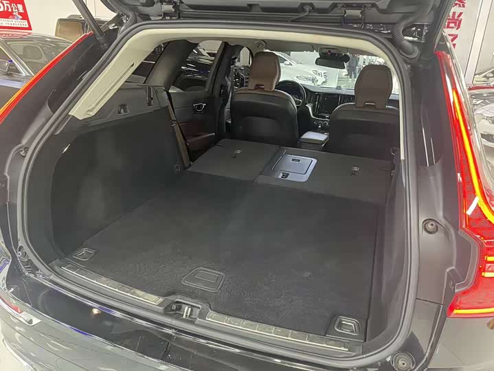 Volvo XC60 2020 T 5 4 WD — фото 13
