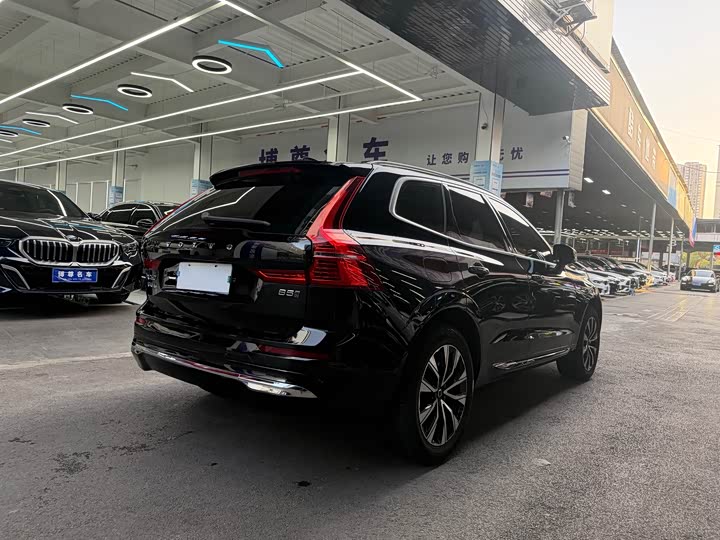Volvo XC60 2025 B 5 4 WD — фото 21