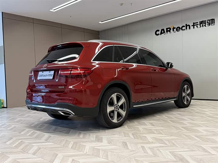 Mercedes-Benz GLC 2018 GLC 260 4 MATIC Luxury — фото 5