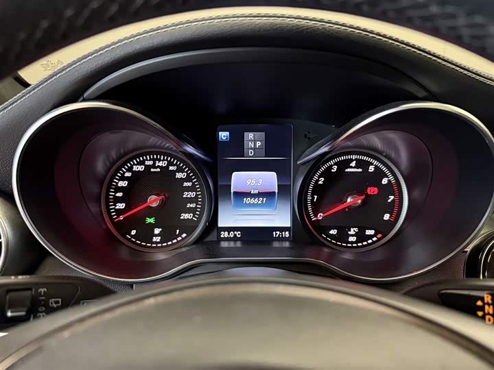 Mercedes-Benz GLC 2018 GLC 260 4 MATIC Luxury — фото 15