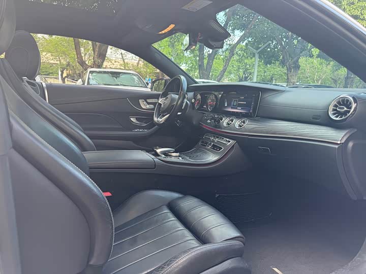 Mercedes-Benz E-Class 2017 E 200 4 MATIC — фото 15