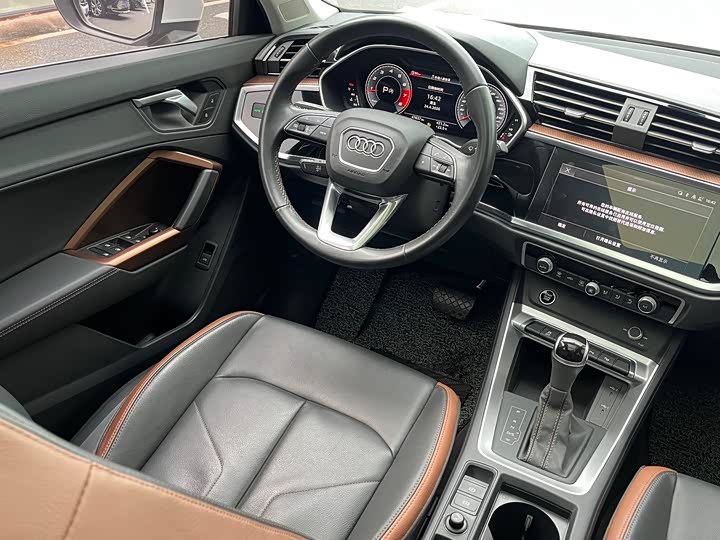 Audi Q3 2023 35 TFSI （1.5 T） — фото 11