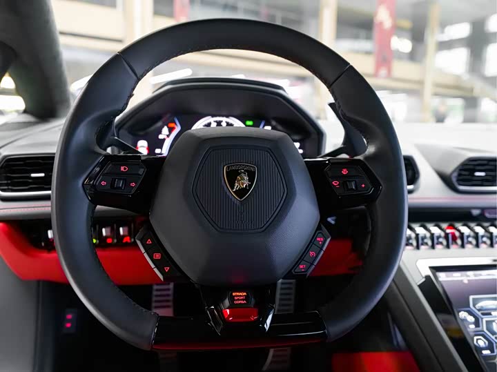 Lamborghini Huracán 2020 Huracán EVO RWD — фото 13
