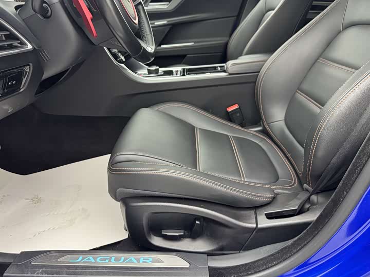 Jaguar XEL 2019 2.0 T 200 PS — фото 12