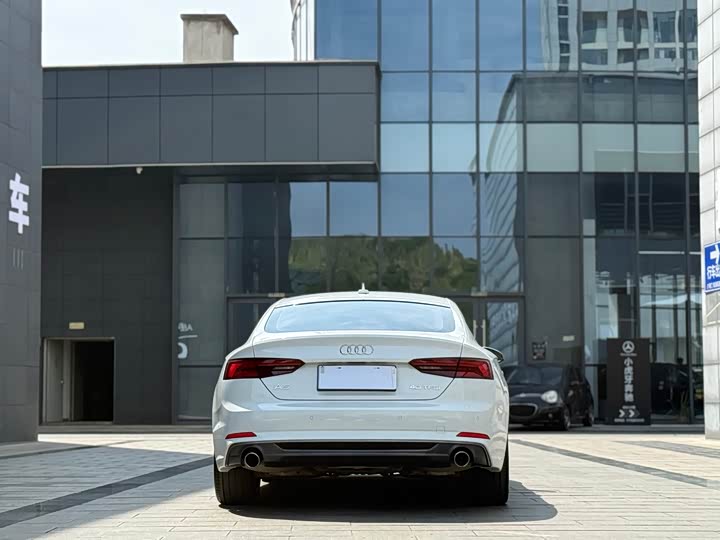 Audi A5 2017 Sportback 40 TFSI — фото 8
