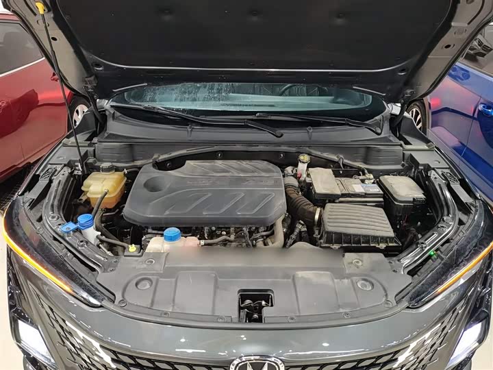 Changan UNI-T 2022 1.5 T Flagship — фото 20