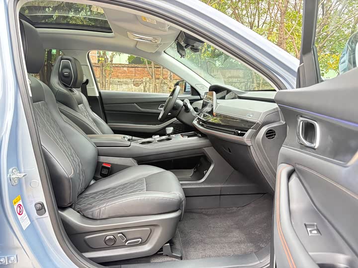 Changan UNI-K 2021 2.0 T Premium — фото 15