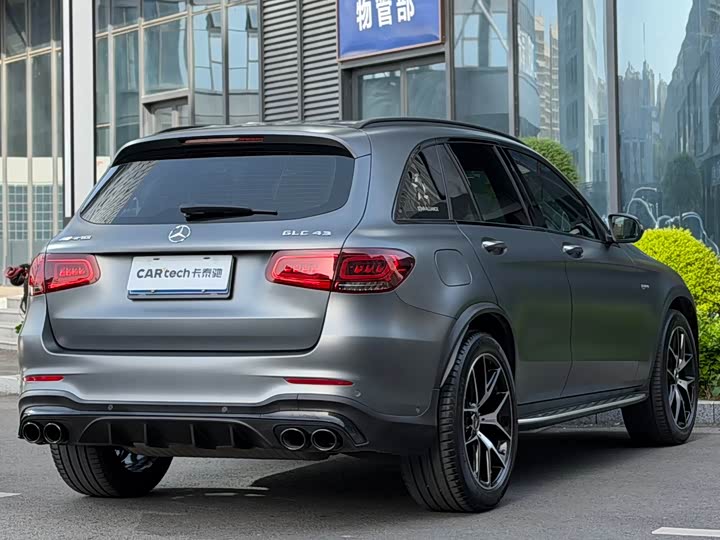 Mercedes-Benz GLC 2022 AMG GLC 43 4 MATIC — фото 3