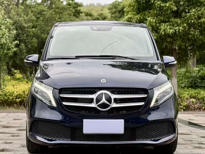 Mercedes-Benz V-Class 2021 V 260 — фото 2