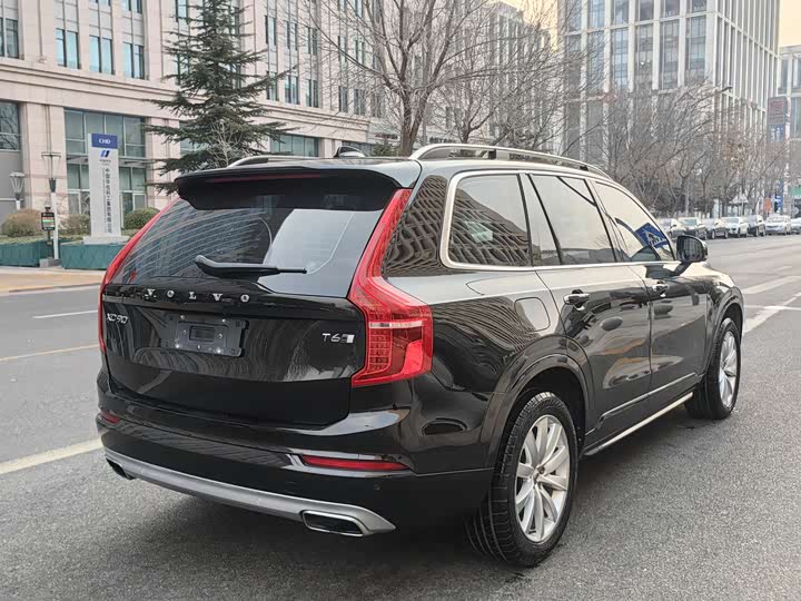 Volvo XC90 2018 T 6 7 — фото 6