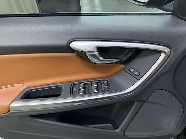 Volvo S60 2018 S 60 L T 4 — фото 13