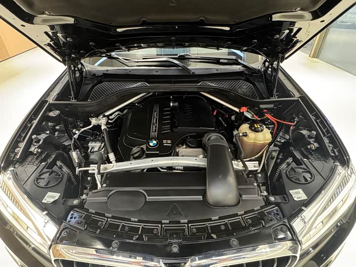 BMW X5 2018 x Drive 35i — фото 22