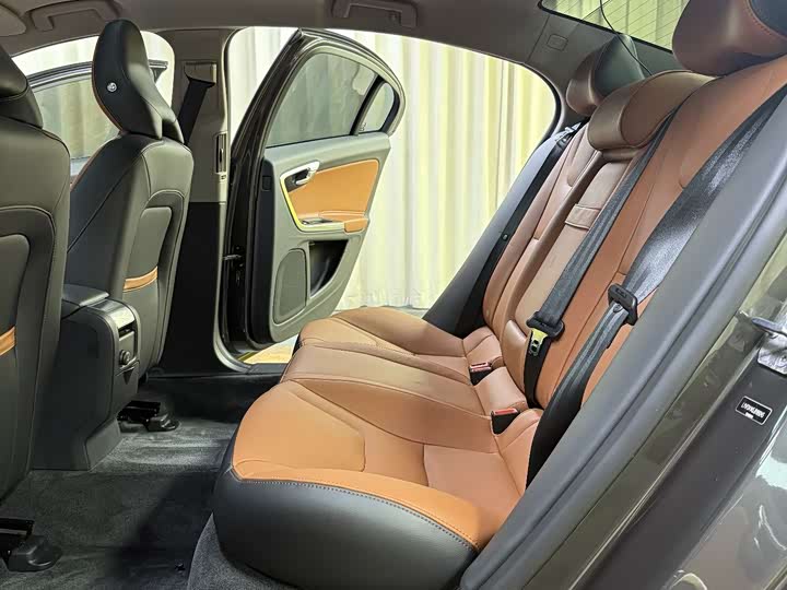 Volvo S60 2018 S 60 L T 4 — фото 23