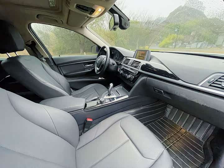 BMW 3 Series 320Li стиль — фото 11