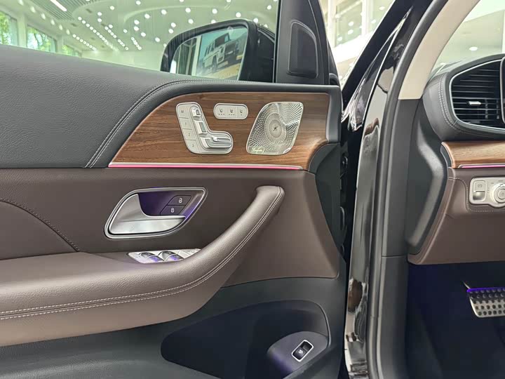 Mercedes-Benz GLS 2023 GLS 450 4 MATIC Luxury — фото 16