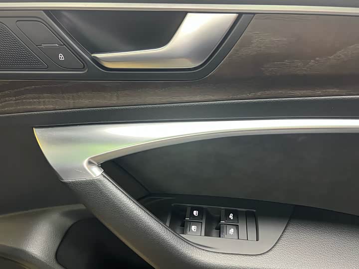 Audi A6L 2019 45 TFSI — фото 25
