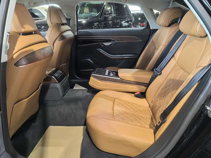 Audi A8 2023 A 8 L 50 TFSI quattro — фото 15