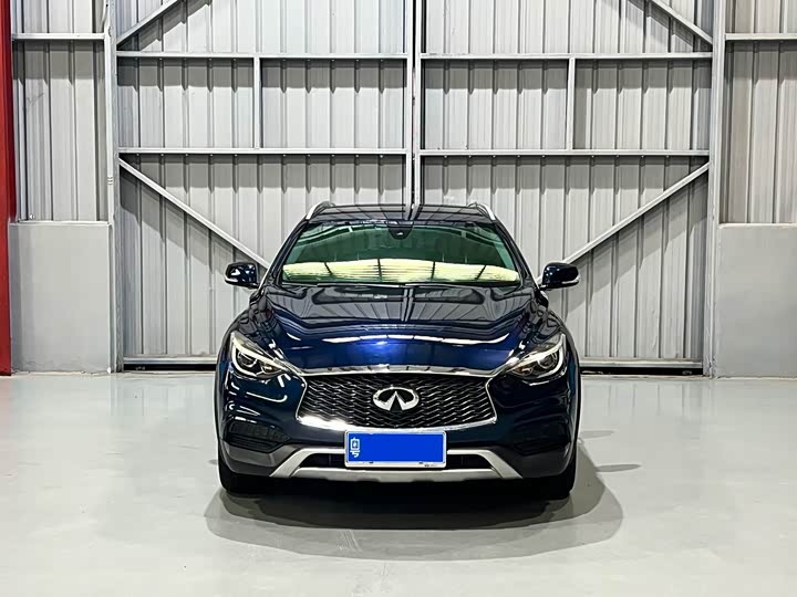 Infiniti QX30 2017 1.6 T 2 WD — фото 2